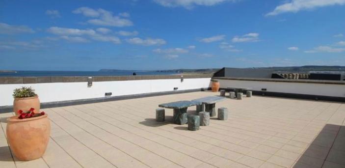 Cosy 3 Bedroom Apartment In Central Portrush With Sea Views Eksteriør billede