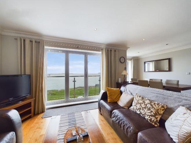 Cosy 3 Bedroom Apartment In Central Portrush With Sea Views Eksteriør billede